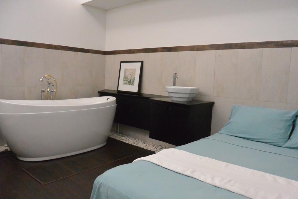 Zen Retreat City Centre 산후안 외부 사진